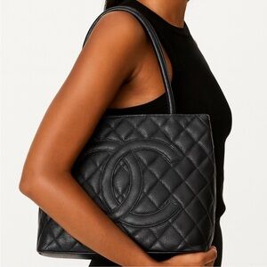 CHANEL Black Quilted Leather Tote with Large CC Motif Caviar Medallion Tote